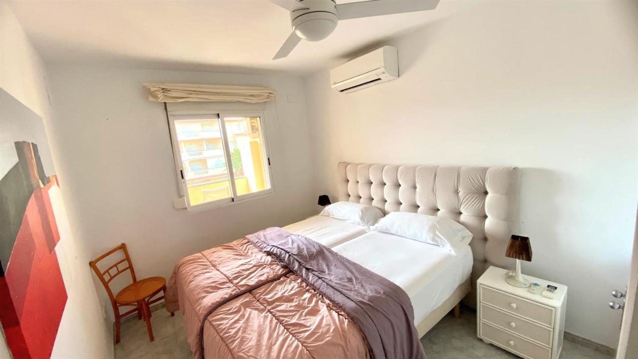 La Marina Vyb Frente Al Mar Apartment Denia Ngoại thất bức ảnh
