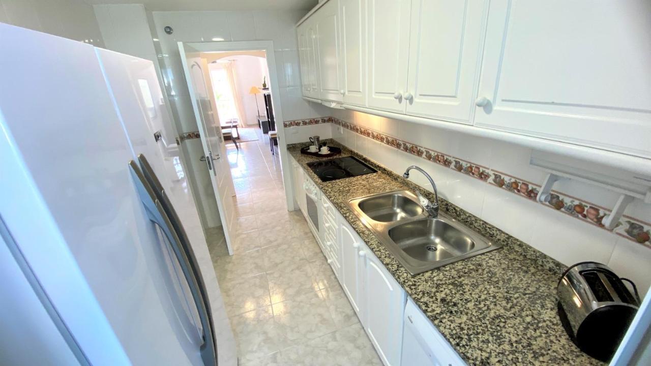 La Marina Vyb Frente Al Mar Apartment Denia Ngoại thất bức ảnh