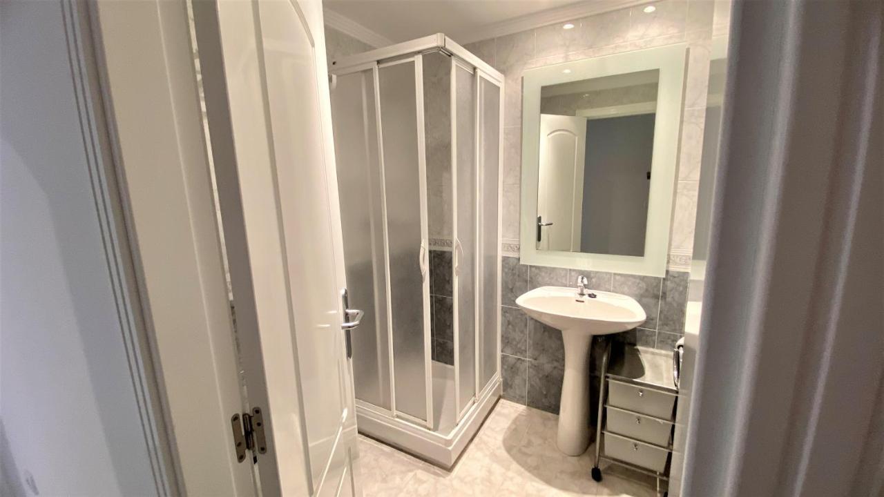 La Marina Vyb Frente Al Mar Apartment Denia Ngoại thất bức ảnh